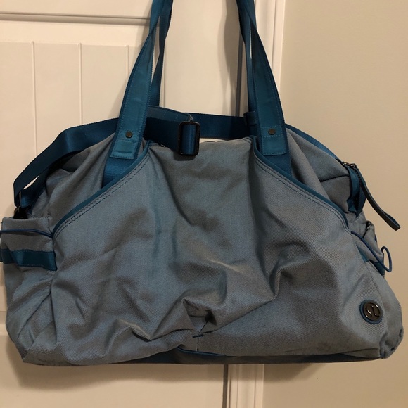 Lululemon bag - Picture 2 of 3